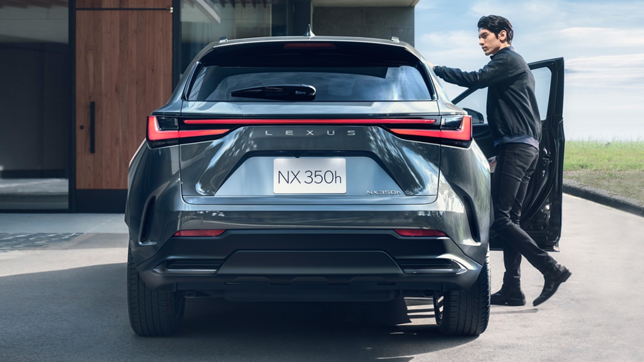 Prices and Specifications for Lexus NX350 2024 in Saudi Arabia